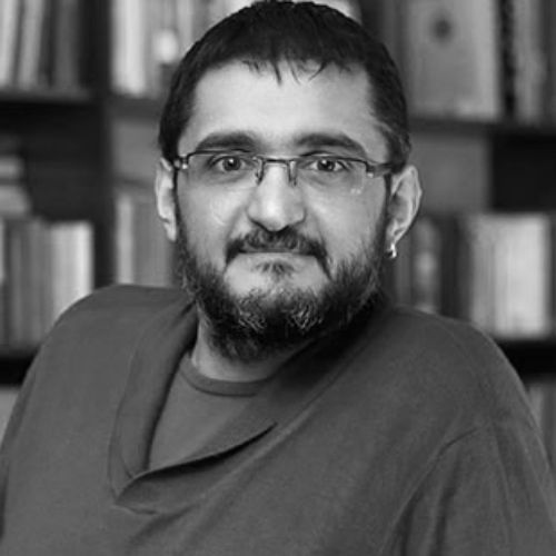 Yazar Alper Beşe Foto